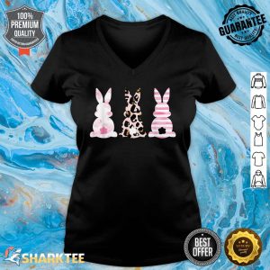 Bunny Rabbit Trio Cute Easter Mommy and Me Leopard Easter V-neck