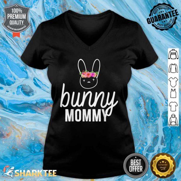 Cute Bunny Mommy Easter Party Mothers Day Women Girls Gift V-neck