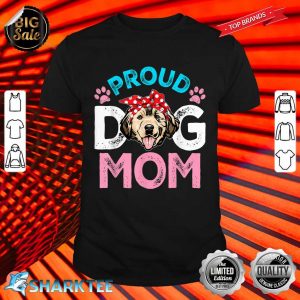 Cute Proud Golden Retriever Dog Mom Funny Mothers Day Shirt