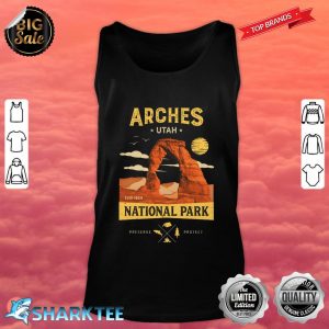 Arches National Park Delicate Arch Vintage Utah Gift Tank top