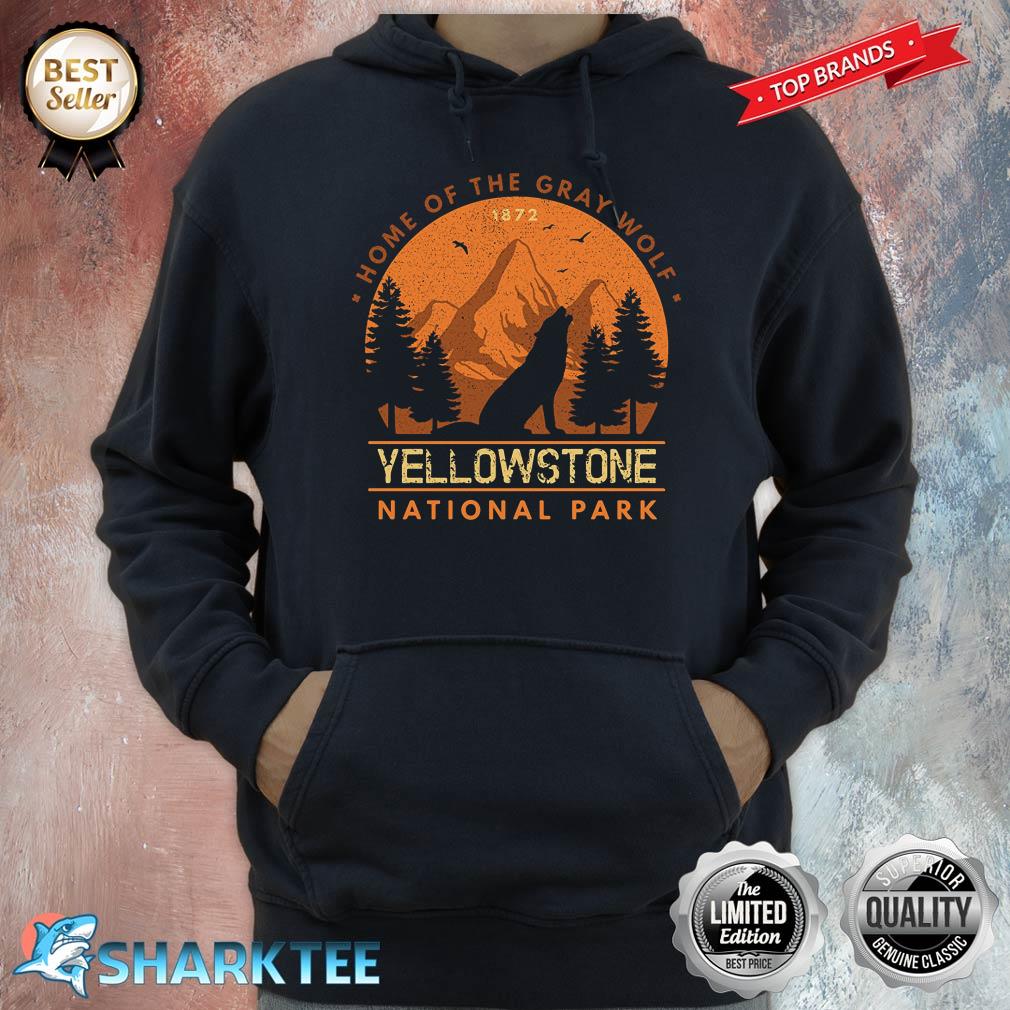Yellowstone Wild Howling Gray Wolf Hoodie
