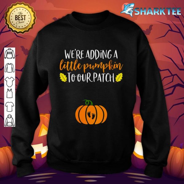 Womens Pumpkin Pregnancy Announcement Shirt Halloween Baby Reveal sweatshirt