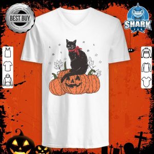 Black Cat Pumpkin Vintage Halloween Spooky Cat Dad Cat Mom Premium v-neck