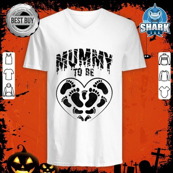 Mummy To Be, Mom To Be Pregnant Halloween Premium V-neck