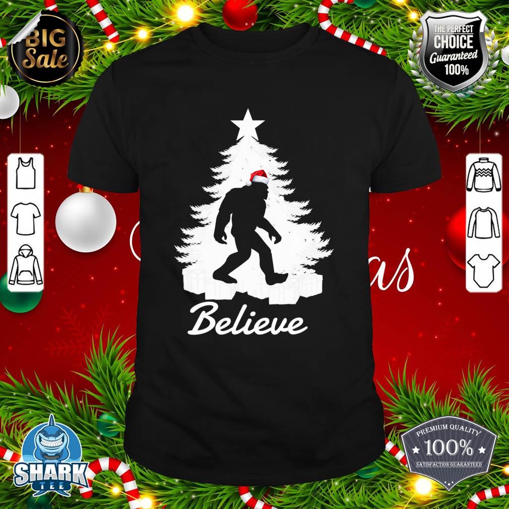 Believe In Bigfoot Christmas Sasquatch Bigfoot Santa Hat shirt