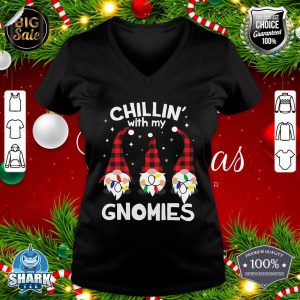 Chillin With My Gnomies Funny Gnome Christmas Pamajas Family v-neck